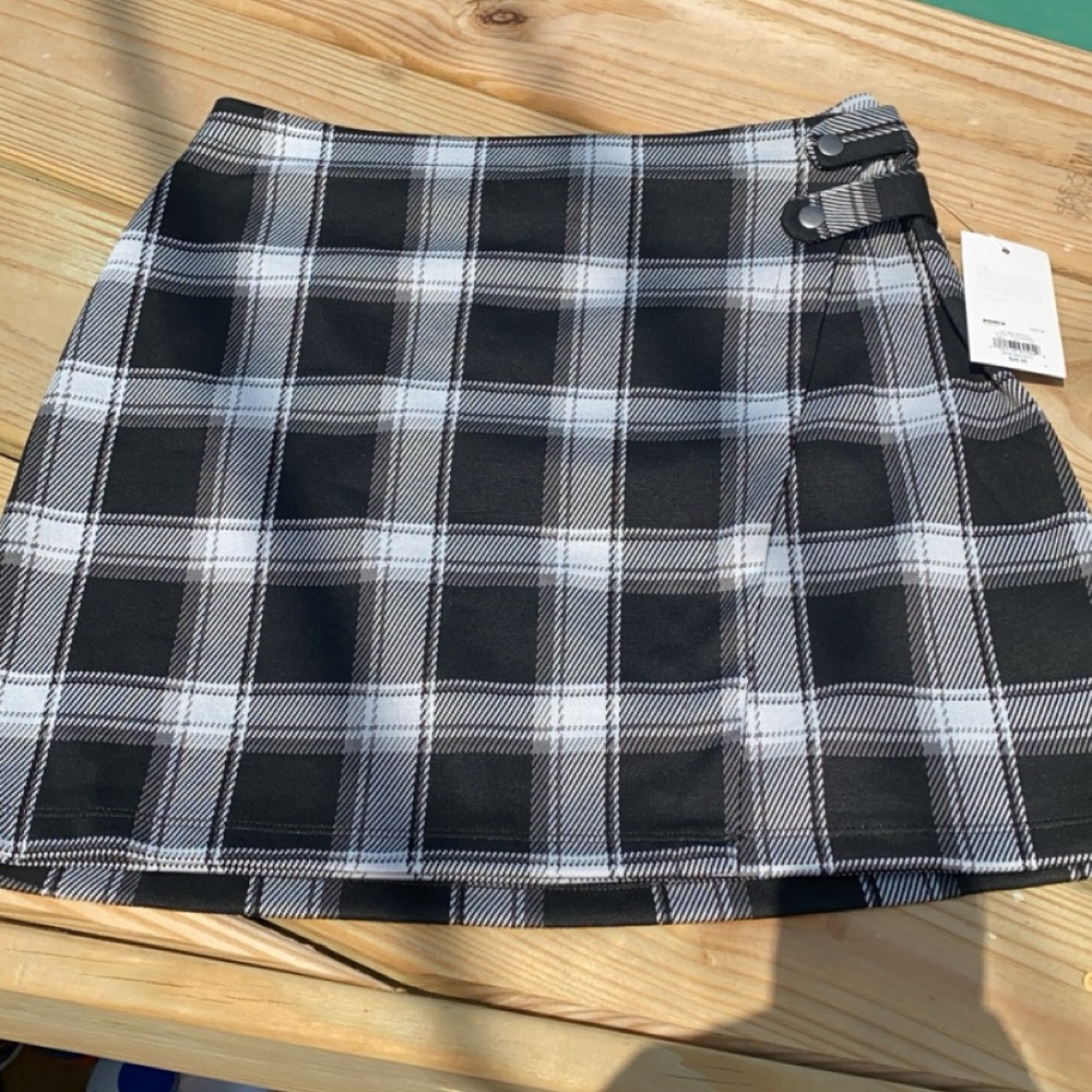 Women’s skirt